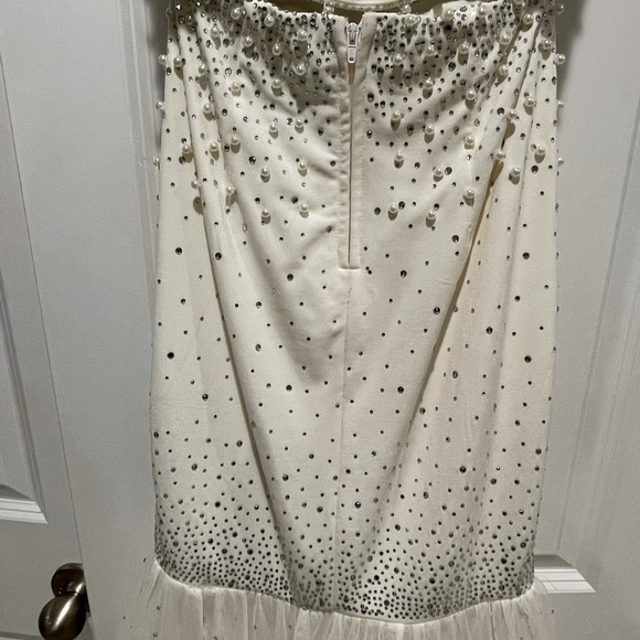 Say Yes to the Prom - Picture 9 of 14